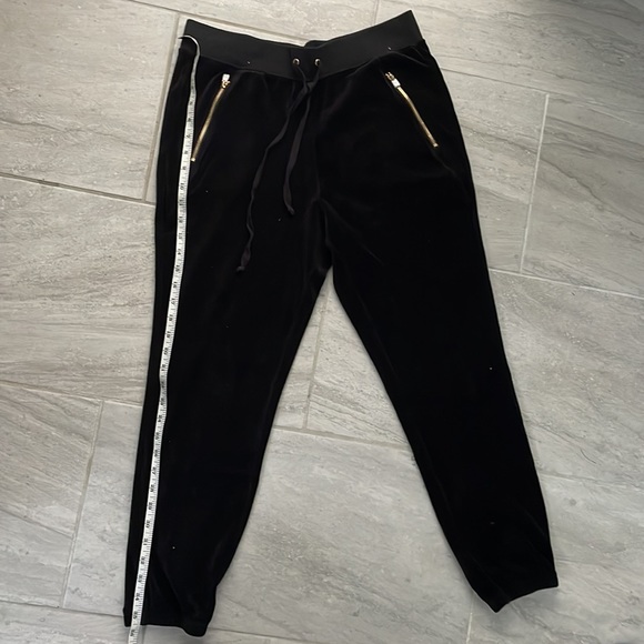 Juicy Couture black velour pants size M. Never worn - Picture 5 of 5